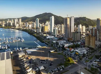 Apartamento 3 quartos sendo 3 suítes em Itajaí